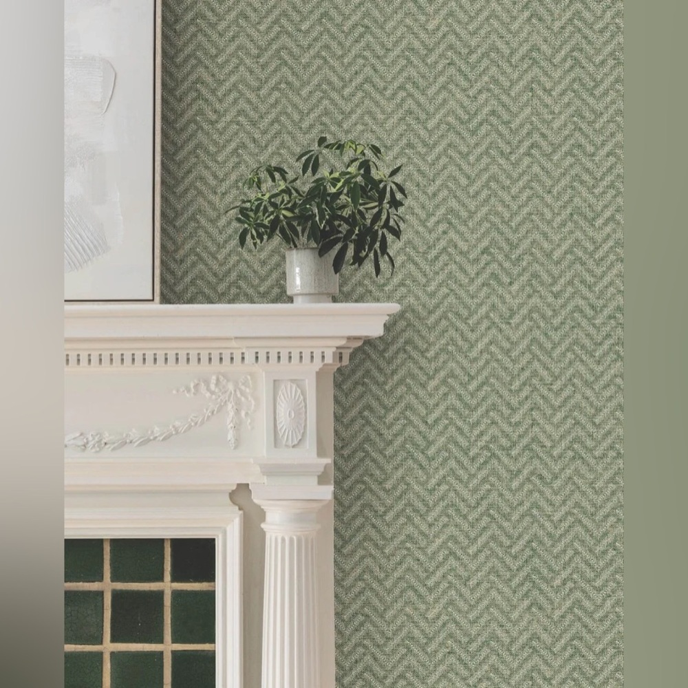 Ronald Redding Astoria Regent Wallpaper (4 rolls) - Picture 8 of 9